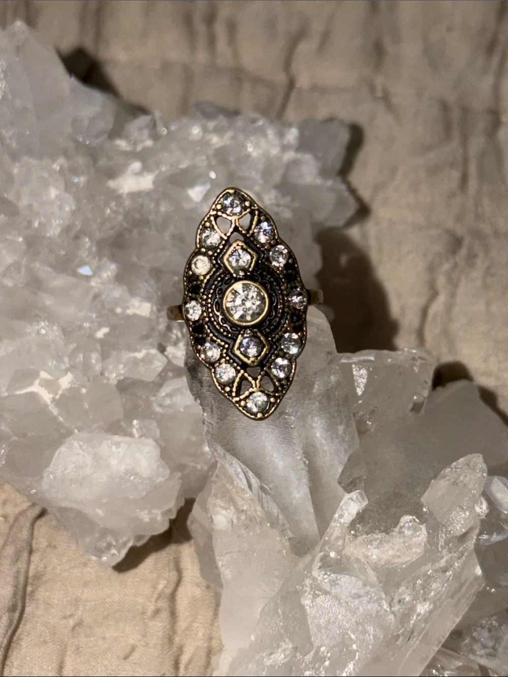 Vintage-Inspired Gold Crystal Marquise Ring gorgeous setting size 7